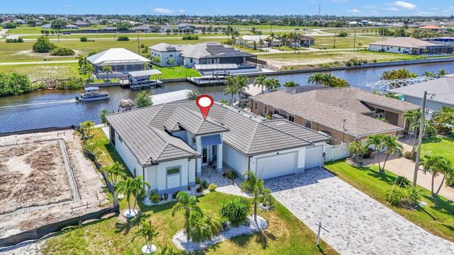 115 NW 33rd Avenue, Matlacha, FL 33993