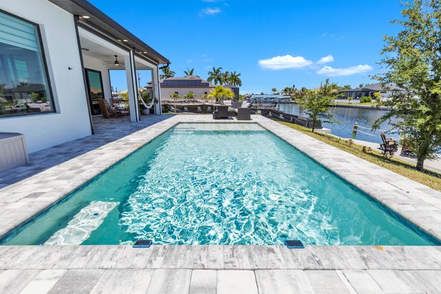 115 NW 33rd Avenue, Matlacha, FL 33993