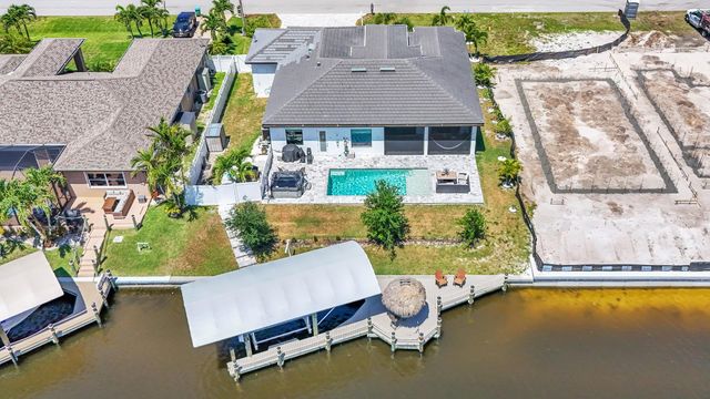 115 NW 33rd Avenue, Matlacha, FL 33993
