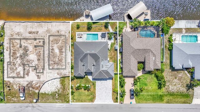 115 NW 33rd Avenue, Matlacha, FL 33993