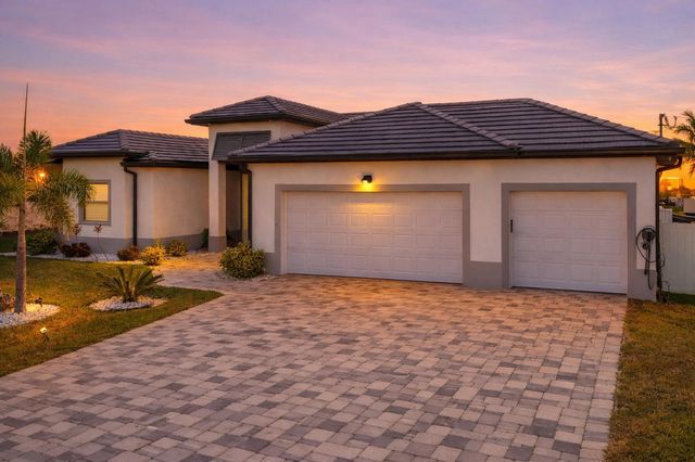 115 NW 33rd Avenue, Matlacha, FL 33993