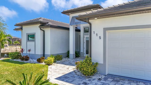 115 NW 33rd Avenue, Matlacha, FL 33993