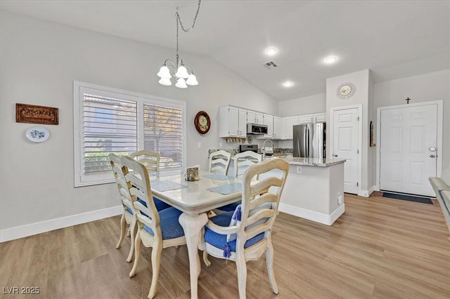 7250 White Dove Drive 104, Las Vegas, NV 89149