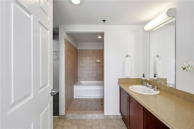 572 Edgewood Avenue NE 308, Atlanta, GA 30312