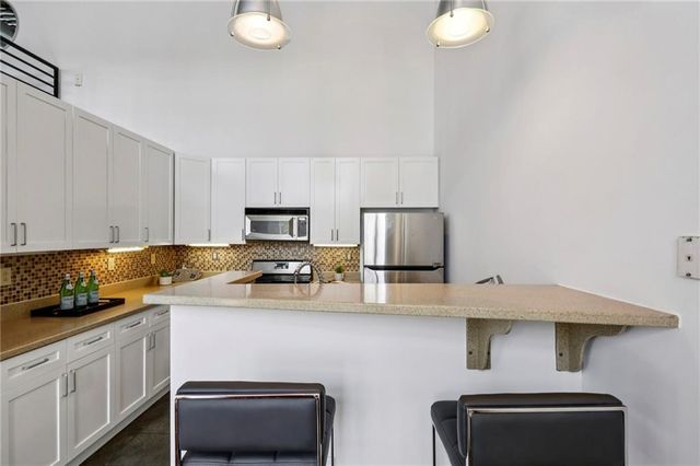 572 Edgewood Avenue NE 308, Atlanta, GA 30312