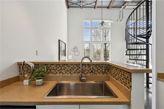 572 Edgewood Avenue NE 308, Atlanta, GA 30312