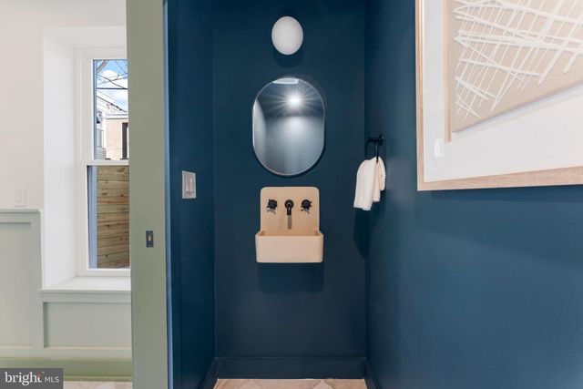 2145 E LETTERLY ST, Philadelphia, PA 19125