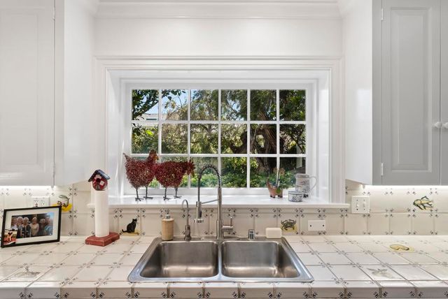 6021 Vista De La Mesa, La Jolla, CA 92037