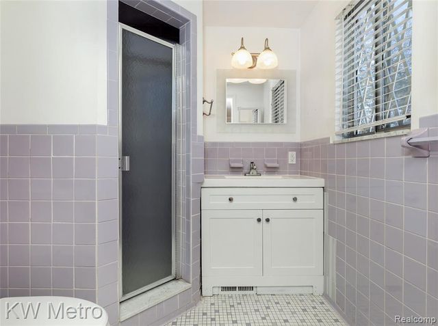 2408 Otter Street, Warren, MI 48092