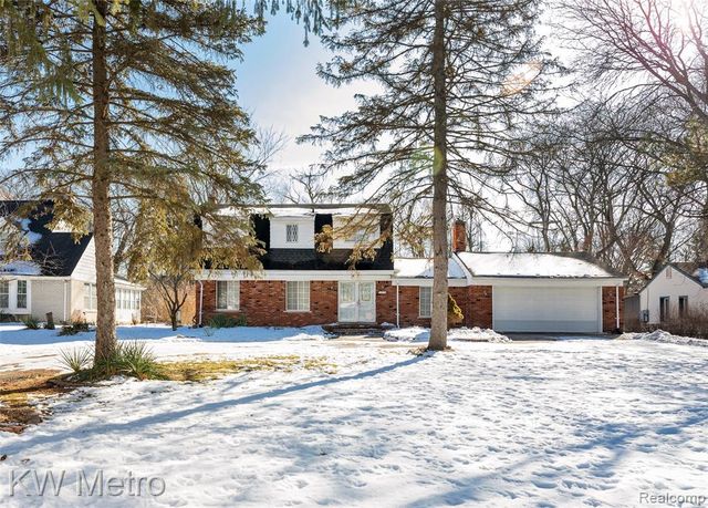 2408 Otter Street, Warren, MI 48092