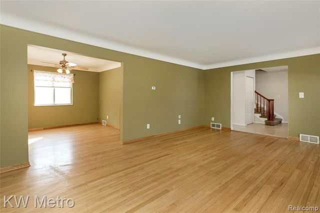 2408 Otter Street, Warren, MI 48092