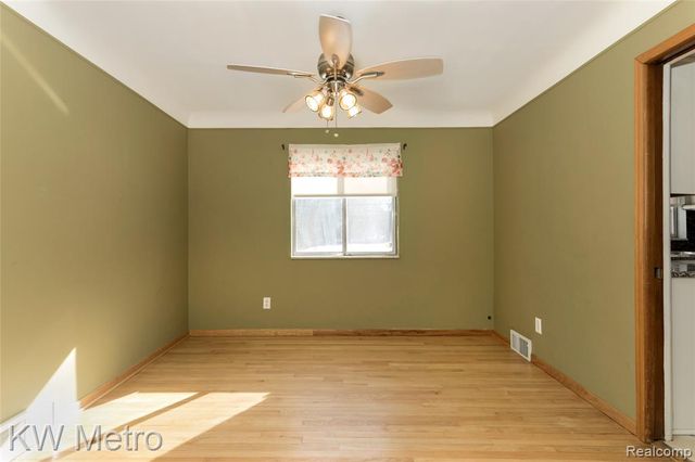 2408 Otter Street, Warren, MI 48092