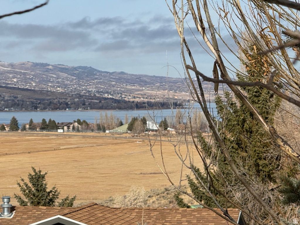 Image 21 of property listing at 972 E RIDGEWAY LOOP #228, Garden City, UT 84028