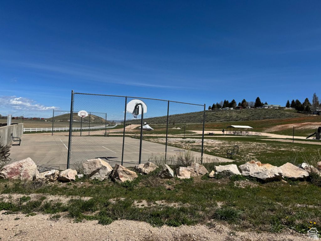 Image 25 of property listing at 972 E RIDGEWAY LOOP #228, Garden City, UT 84028