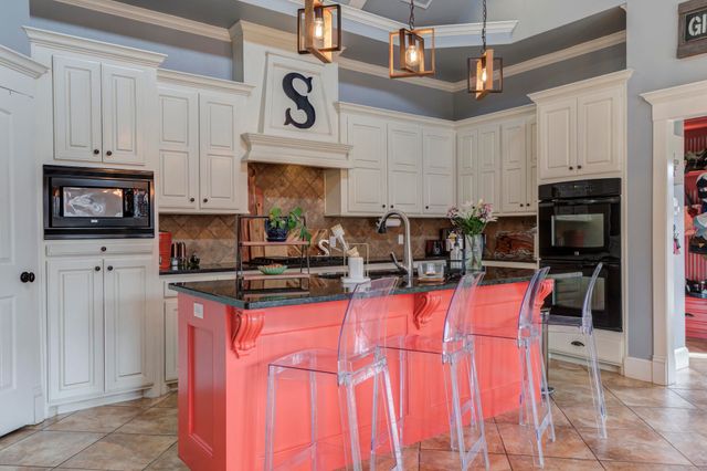 11409 Trafalgar Avenue, Lubbock, TX 79424