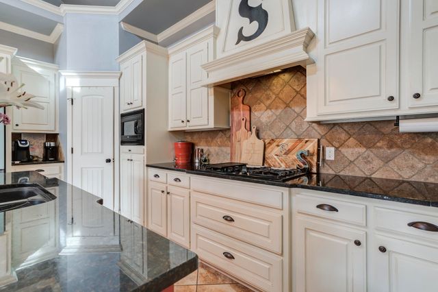 11409 Trafalgar Avenue, Lubbock, TX 79424