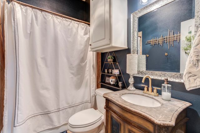 11409 Trafalgar Avenue, Lubbock, TX 79424