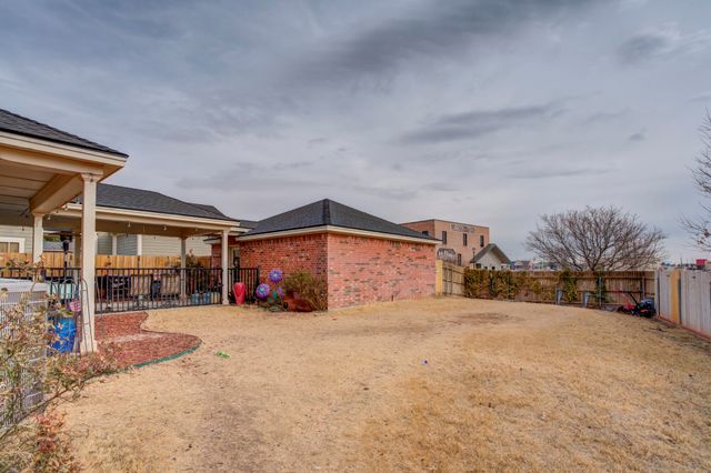 11409 Trafalgar Avenue, Lubbock, TX 79424