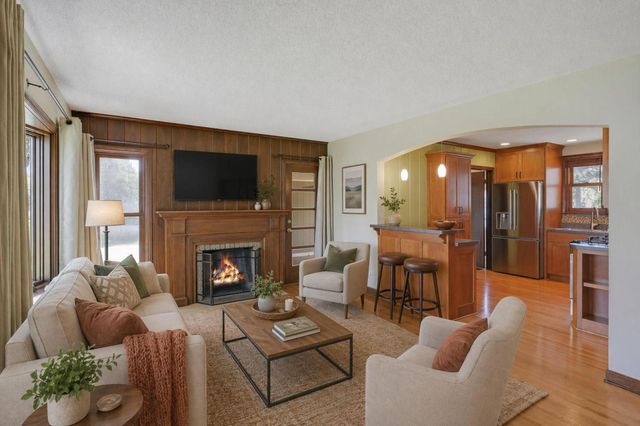 8308 Stevens Avenue S, Bloomington, MN 55420