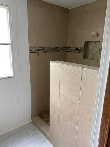 2130 Hayes Road, Winnie, TX 77665