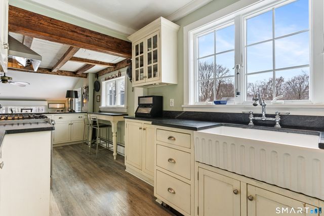 147 Boston Street, Guilford, CT 06437