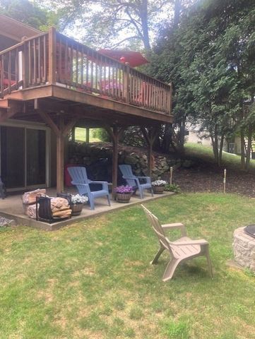 22 Highland Ave, Monson, MA 01057