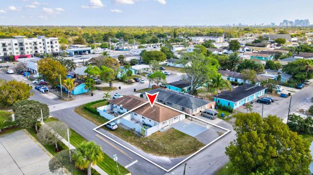 3761 SW 14th Street Street, Fort Lauderdale, FL 33312