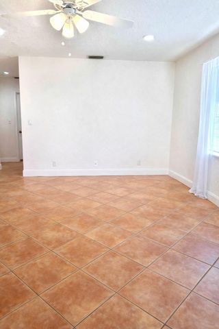 3761 SW 14th Street Street, Fort Lauderdale, FL 33312