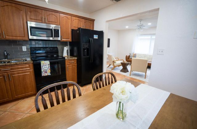 3761 SW 14th Street Street, Fort Lauderdale, FL 33312