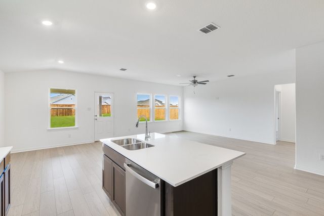 2154 Tule Way, Crandall, TX 75114