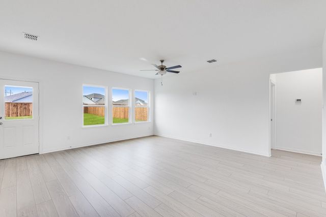 2154 Tule Way, Crandall, TX 75114