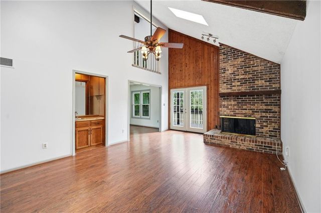 701 NE Burning Tree Street, Lee's Summit, MO 64064