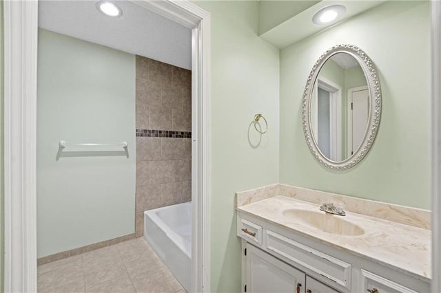 701 NE Burning Tree Street, Lee's Summit, MO 64064