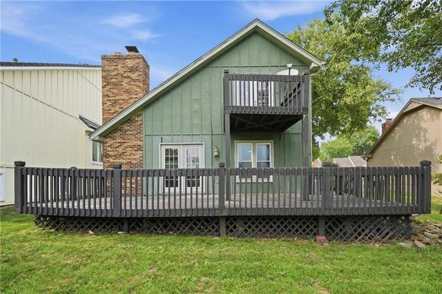 701 NE Burning Tree Street, Lee's Summit, MO 64064