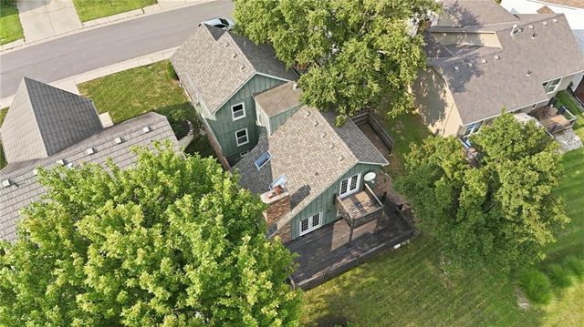 701 NE Burning Tree Street, Lee's Summit, MO 64064