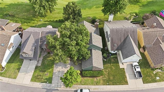 701 NE Burning Tree Street, Lee's Summit, MO 64064
