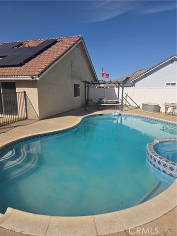 371 Rogers Court, Calimesa, CA 92320