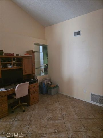 371 Rogers Court, Calimesa, CA 92320