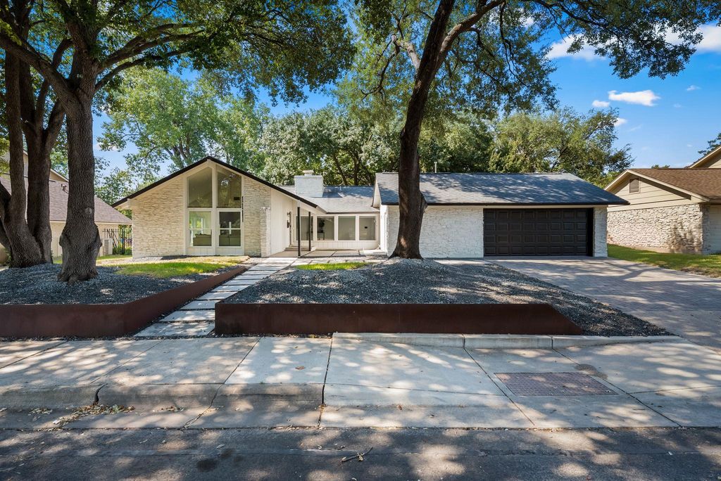 1111 Quail Park DR, Austin, TX 78758