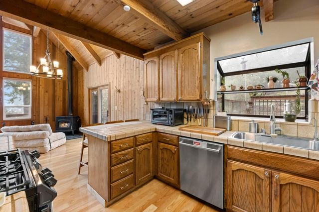 12351 Indian Rock Way, Los Gatos, CA 95033