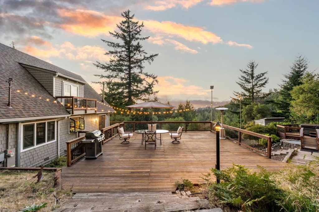 12351 Indian Rock Way, Los Gatos, CA 95033