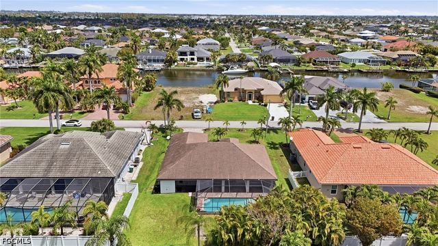 2714 SW 28th AVE, Cape Coral, FL 33914