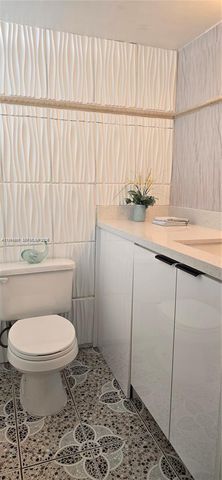 7904 West Dr 606, North Bay Village, FL 33141