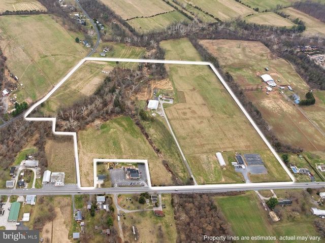 2975 BALTIMORE PIKE, Gettysburg, PA 17325