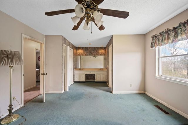 8700 Reba Lane, Hixson, TN 37343