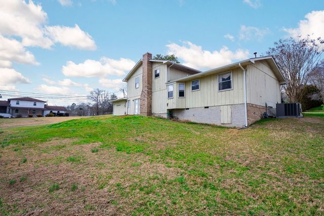 8700 Reba Lane, Hixson, TN 37343