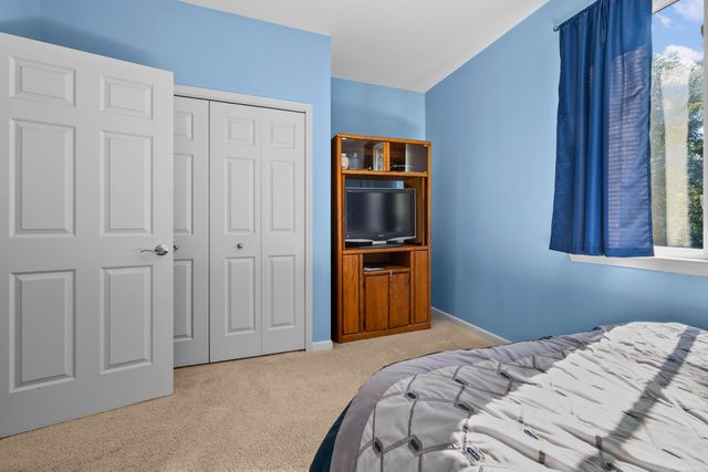 56696 Long Island Drive, Shelby Twp, MI 48316