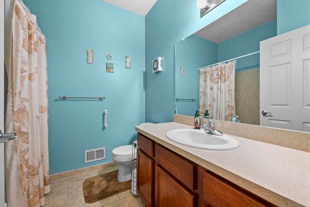 56696 Long Island Drive, Shelby Twp, MI 48316