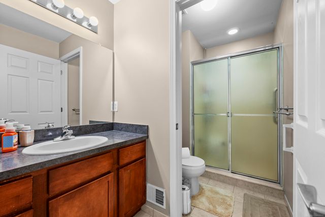 56696 Long Island Drive, Shelby Twp, MI 48316