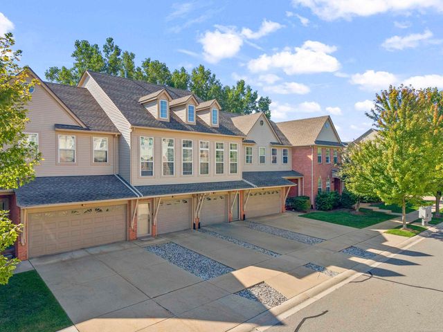 56696 Long Island Drive, Shelby Twp, MI 48316